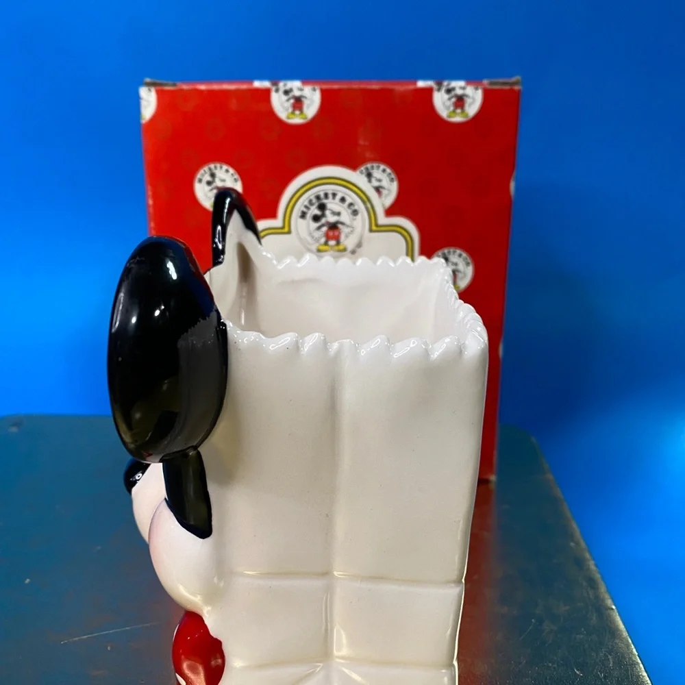 Walt Disney Mickey Mouse Vintage Sculptured Ceramic Vase ENESCO NWT
